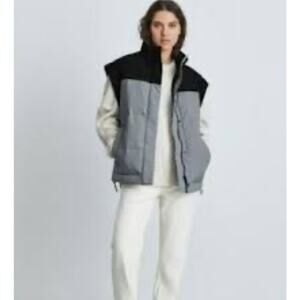 Everlane The ReNew Vest Blue/Black Combo Women Medium Mock Neck Full Zip Pockets